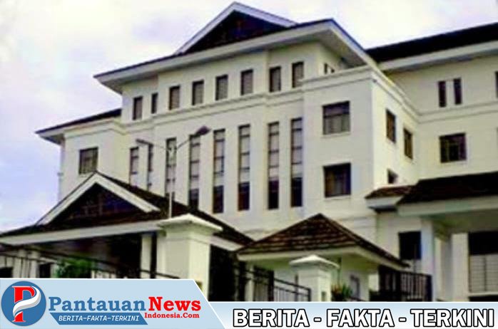 GEDUNG DPRD OK